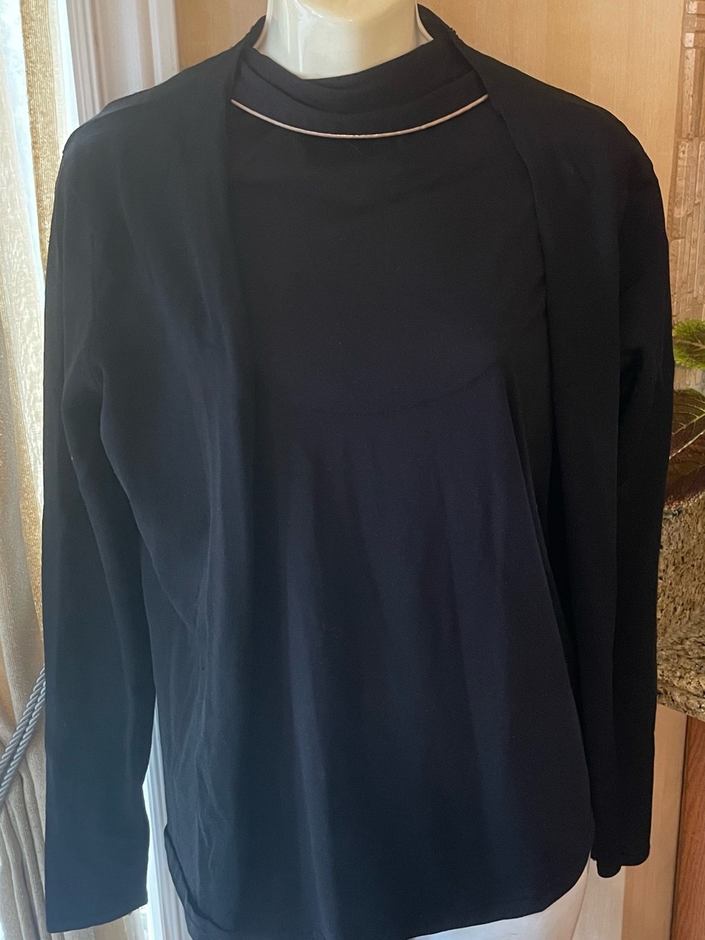 Women’s Classic Black open Sweater